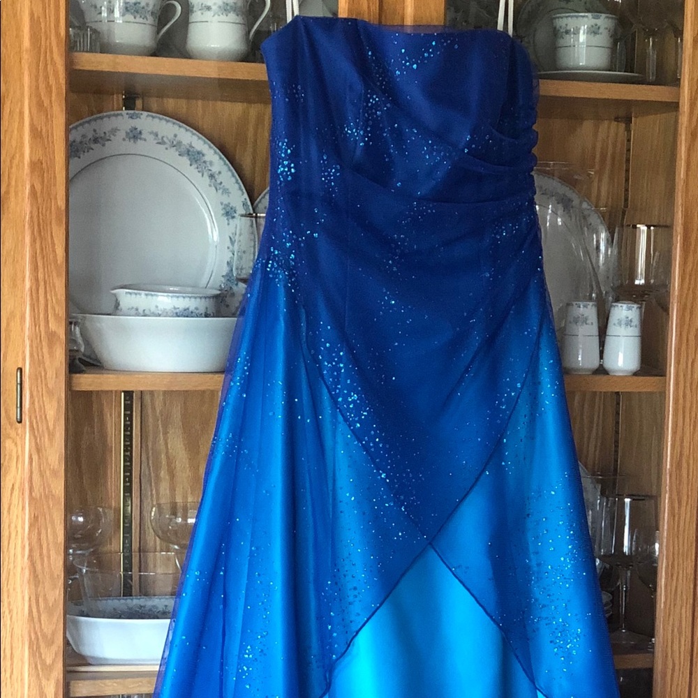 Blue Strapless Formal Dress